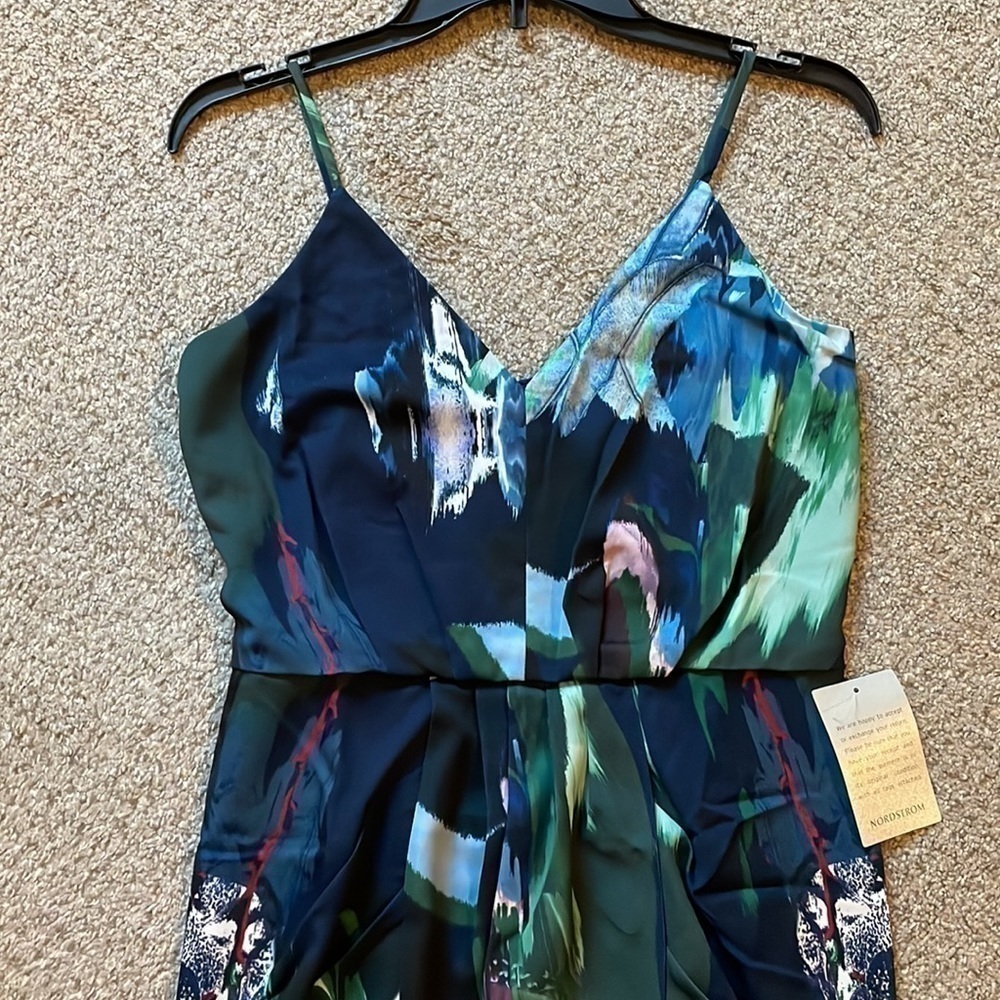 Womens Chelsea.28 dress. - Picture 3 of 7
